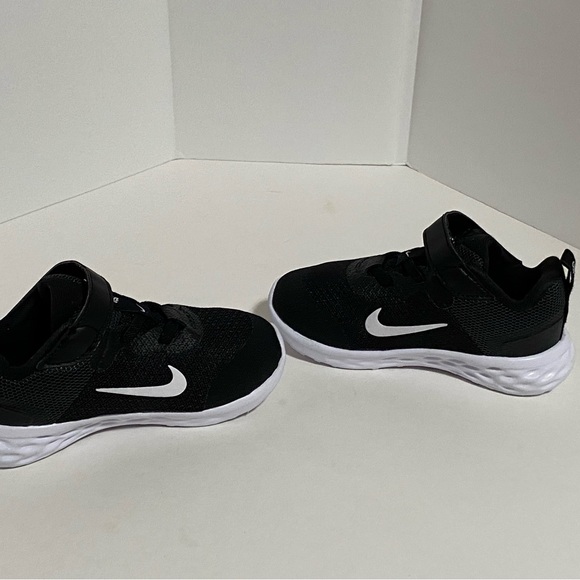 Nike Revolution 6 Good Condition Toddler 8C - Picture 14 of 14